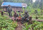 Duduk Bersama Warga Papua, Satgas Yonif 5 Marinir Perkuat Silaturahmi di Pedalaman Yahukimo